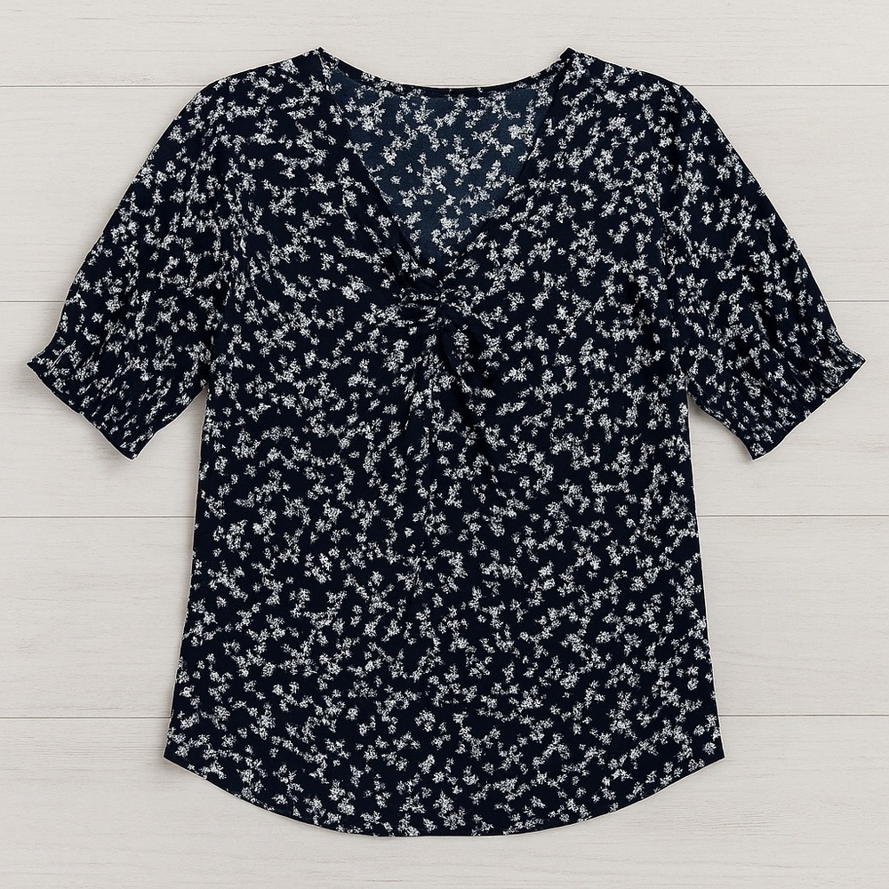 Old Navy | Puff Sleeve Blouse S – Chic Office to Evening Look ✨ - Picture 3 of 12